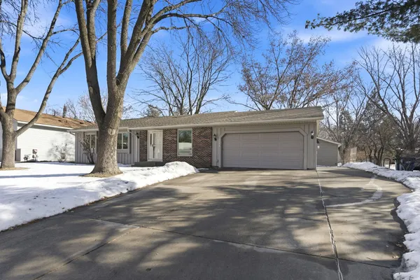 $430,000 | 10186 Quaker Lane North, Maple Grove, MN 55369