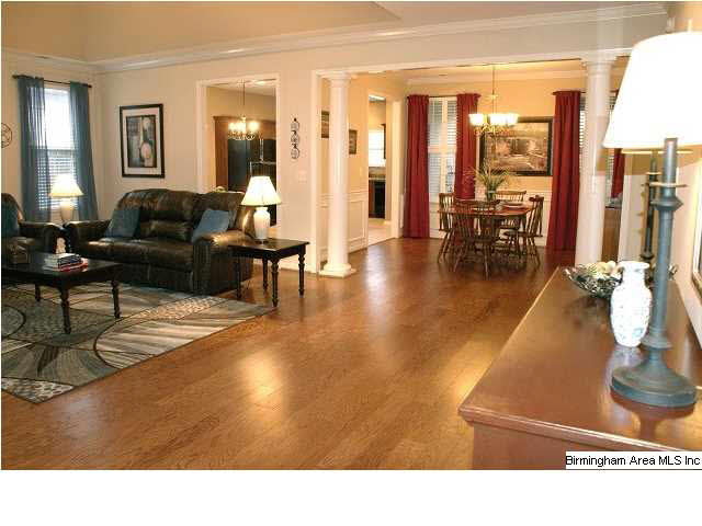 1012 Riviera Drive Calera, AL 35040 - Photo 3 of 20
