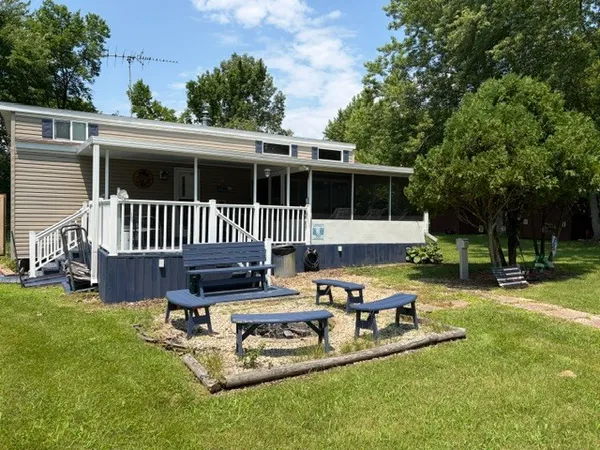 $69,800 | 2795 East 28th Road, Marseilles, IL 61341