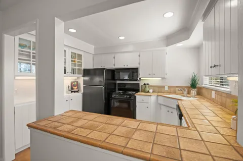 $1,380,000 | 18400 Overlook Road, Unit 13, Los Gatos, CA 95030