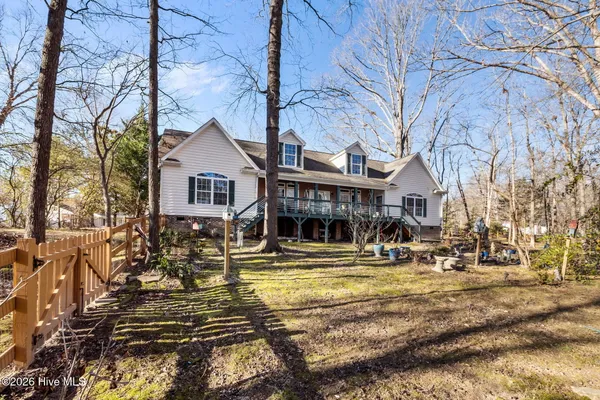$585,000 | 4802 Seterra Bend, Durham, NC 27712