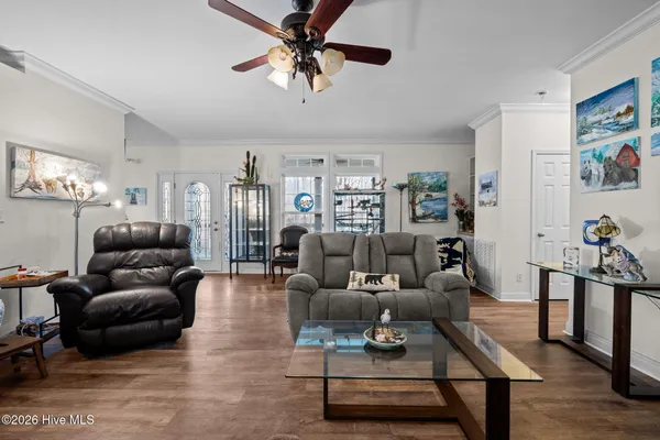 $585,000 | 4802 Seterra Bend, Durham, NC 27712