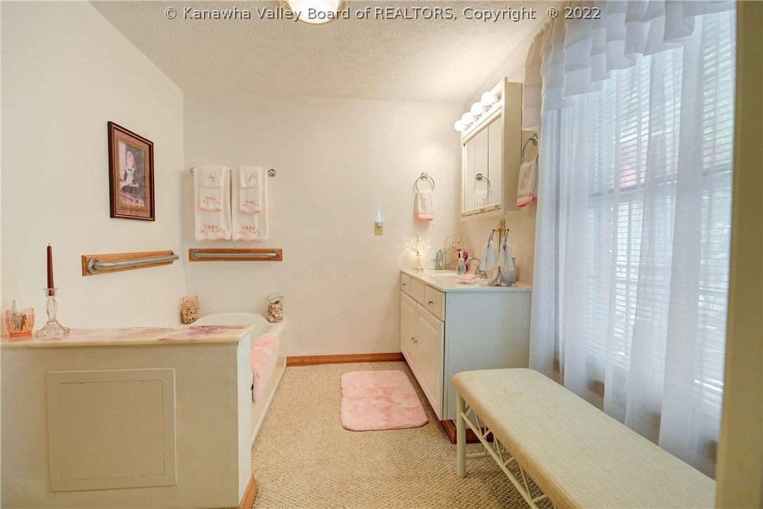 222 Elk River Road Procious, WV 25164 - Photo 16 of 29 Gallery Image 16