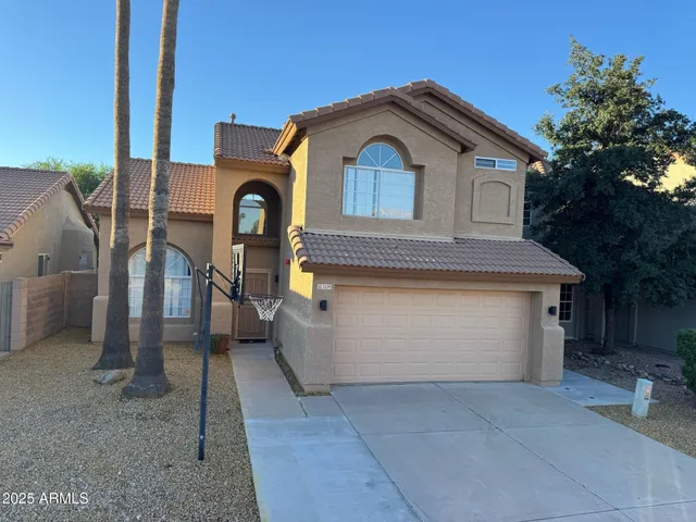 $647,500 | 3239 East Sequoia Drive, Phoenix, AZ 85050