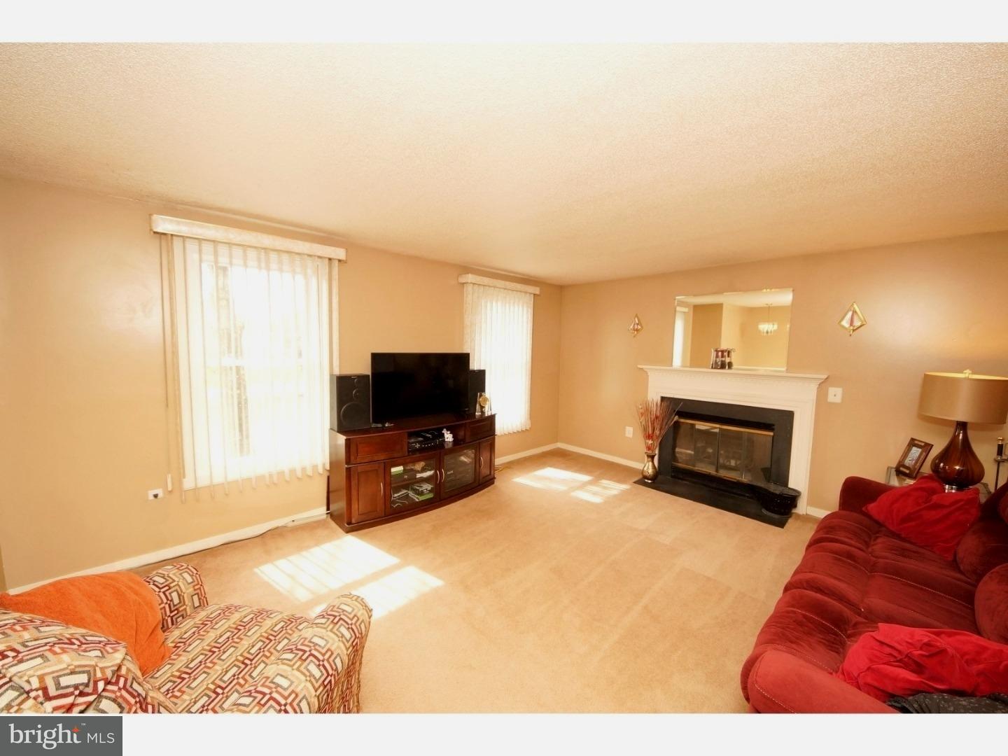 11 Stelle Road Chesterfield, NJ 08515 - Photo 3 of 28