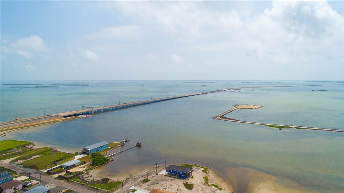 121 Knickerbocker Street Corpus Christi, TX 78418 - Photo 2 of 5 an aerial view of a ocean
