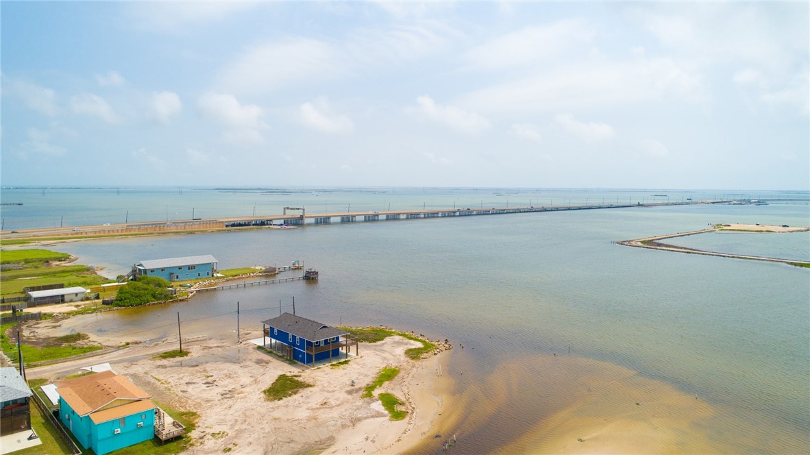 121 Knickerbocker Street Corpus Christi, TX 78418 - Photo 3 of 5 a view of a city and an ocean