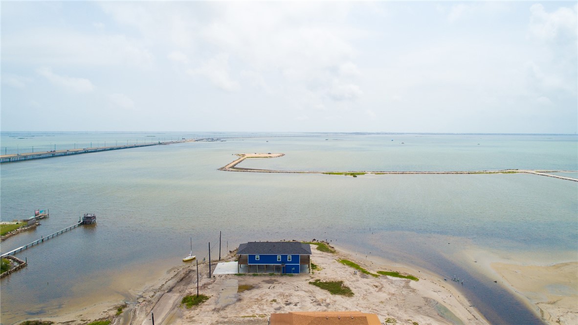 121 Knickerbocker Street Corpus Christi, TX 78418 - Photo 4 of 5 a view of a lake view