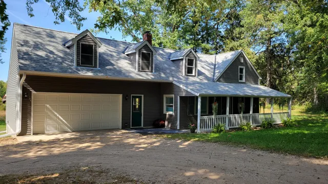 $2,500 | 543 Homestead Trail, Somerset, WI 54025