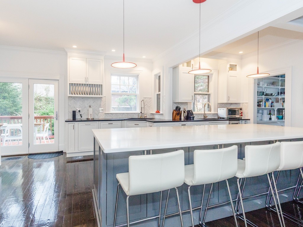 41 Kilsyth Road Brookline, MA 02445 - Photo 9 of 29 Gallery Image 9