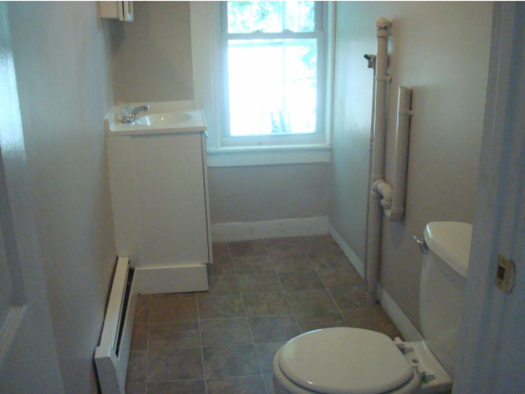 18 Green Street Rochester, NH 03868 - Photo 16 of 25