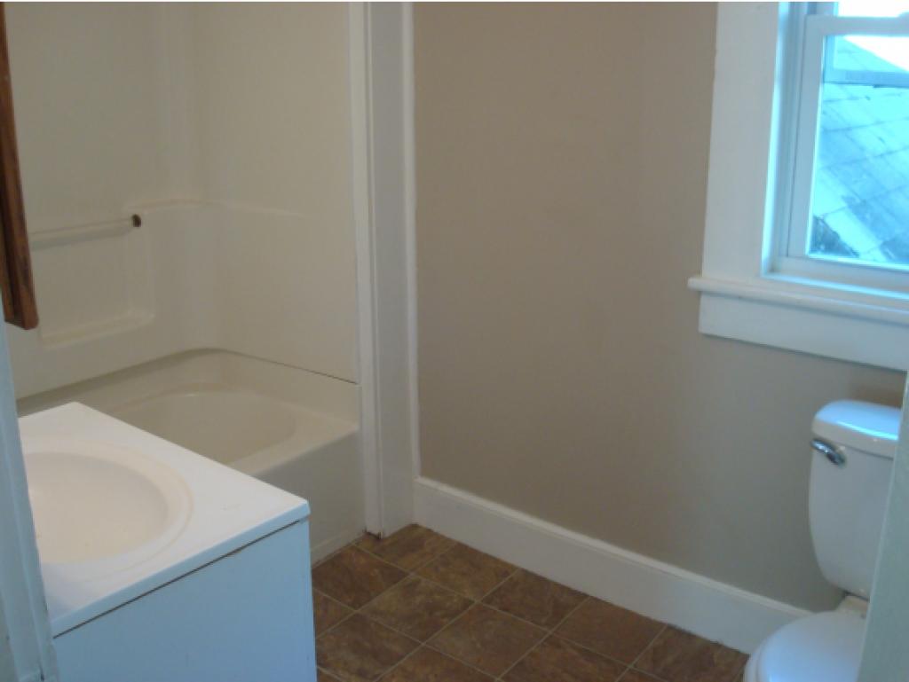 18 Green Street Rochester, NH 03868 - Photo 19 of 25