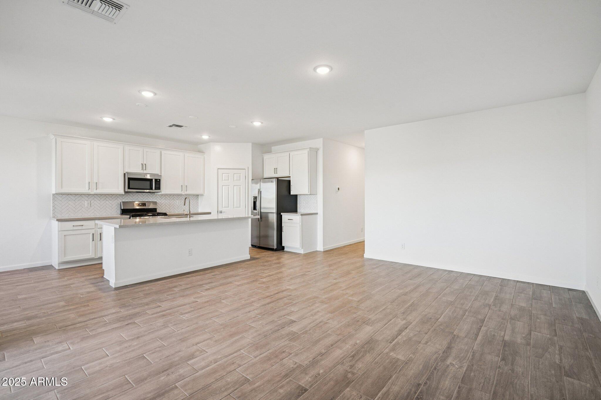 47678 West Moeller Road Maricopa, AZ 85139 - Photo 7 of 47 7-web-or-mls-W Moeller Rd-S2111-007