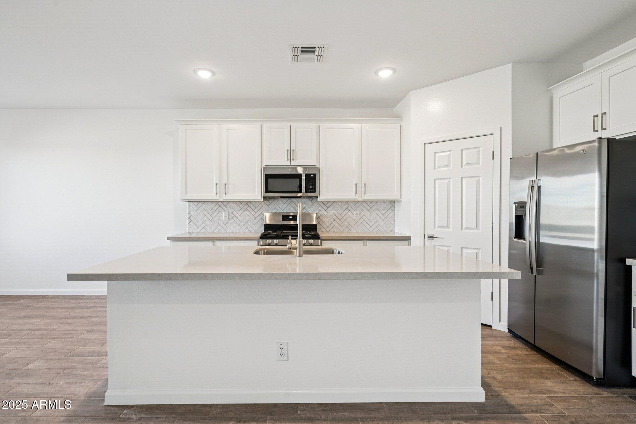 47678 West Moeller Road Maricopa, AZ 85139 - Photo 8 of 47 8-web-or-mls-W Moeller Rd-S2111-008