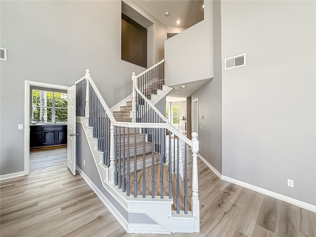 3032 Obsidian Court Simi Valley, CA 93063 - Photo 11 of 41