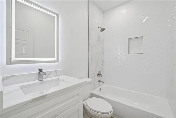 $200,000 | 120 Running Deer Road, Mabank, TX 75156