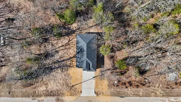 $200,000 | 120 Running Deer Road, Mabank, TX 75156