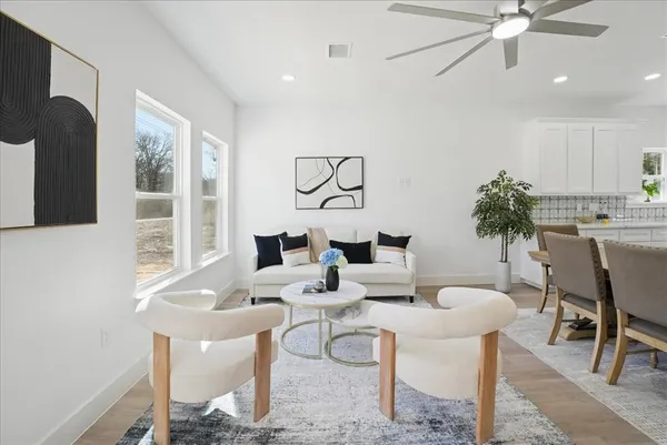 $200,000 | 120 Running Deer Road, Mabank, TX 75156