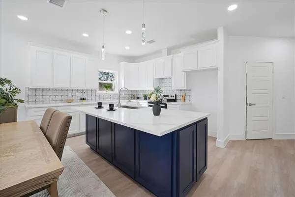 $200,000 | 120 Running Deer Road, Mabank, TX 75156