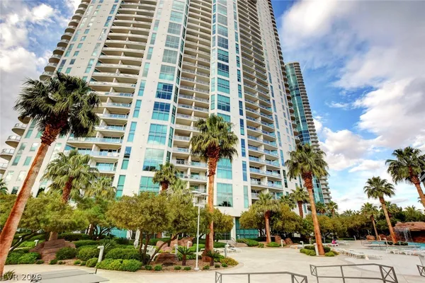 $2,300 | 222 Karen Avenue, Unit 2805, Las Vegas, NV 89109