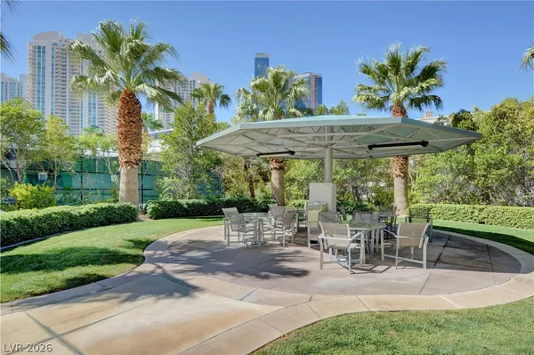 $2,300 | 222 Karen Avenue, Unit 2805, Las Vegas, NV 89109