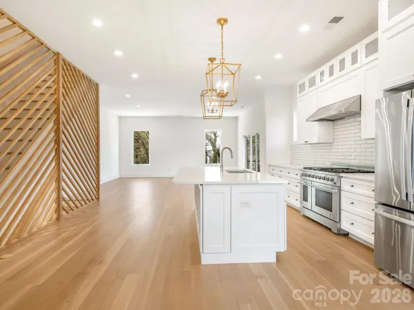 $750,000 | 129 French Street, Unit A, Charlotte, NC 28216