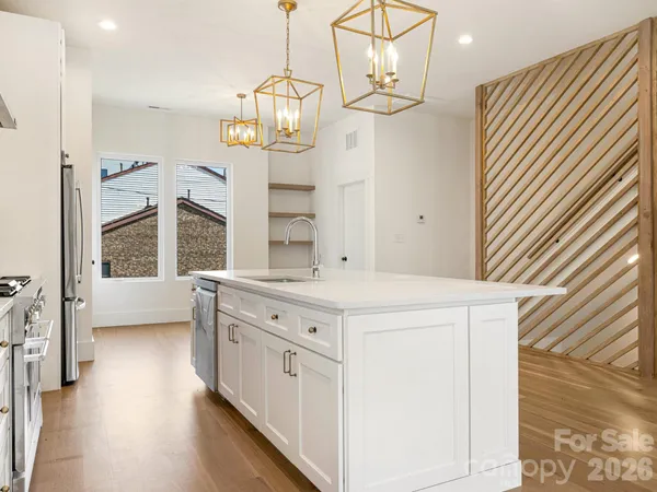 $750,000 | 129 French Street, Unit A, Charlotte, NC 28216