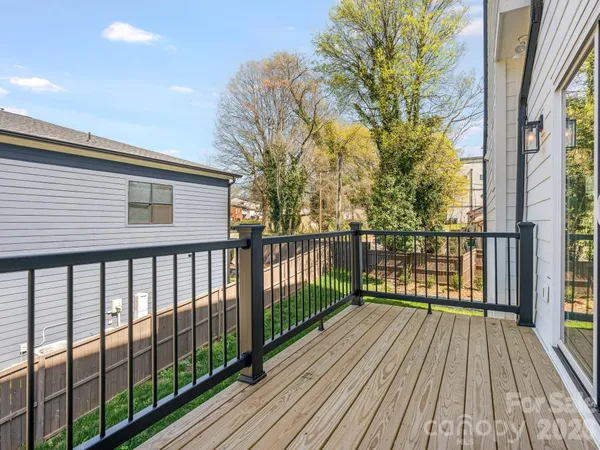 $750,000 | 129 French Street, Unit A, Charlotte, NC 28216
