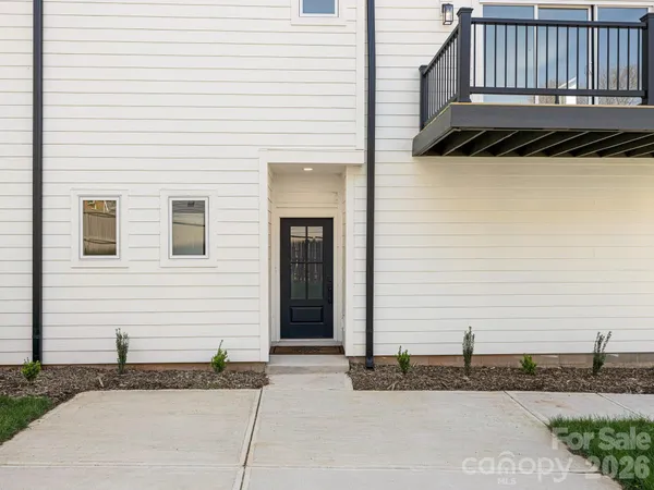 $750,000 | 129 French Street, Unit A, Charlotte, NC 28216