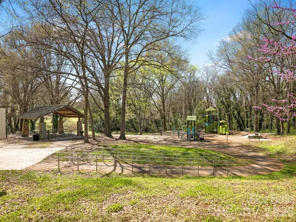 $750,000 | 129 French Street, Unit A, Charlotte, NC 28216