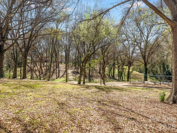 $750,000 | 129 French Street, Unit A, Charlotte, NC 28216