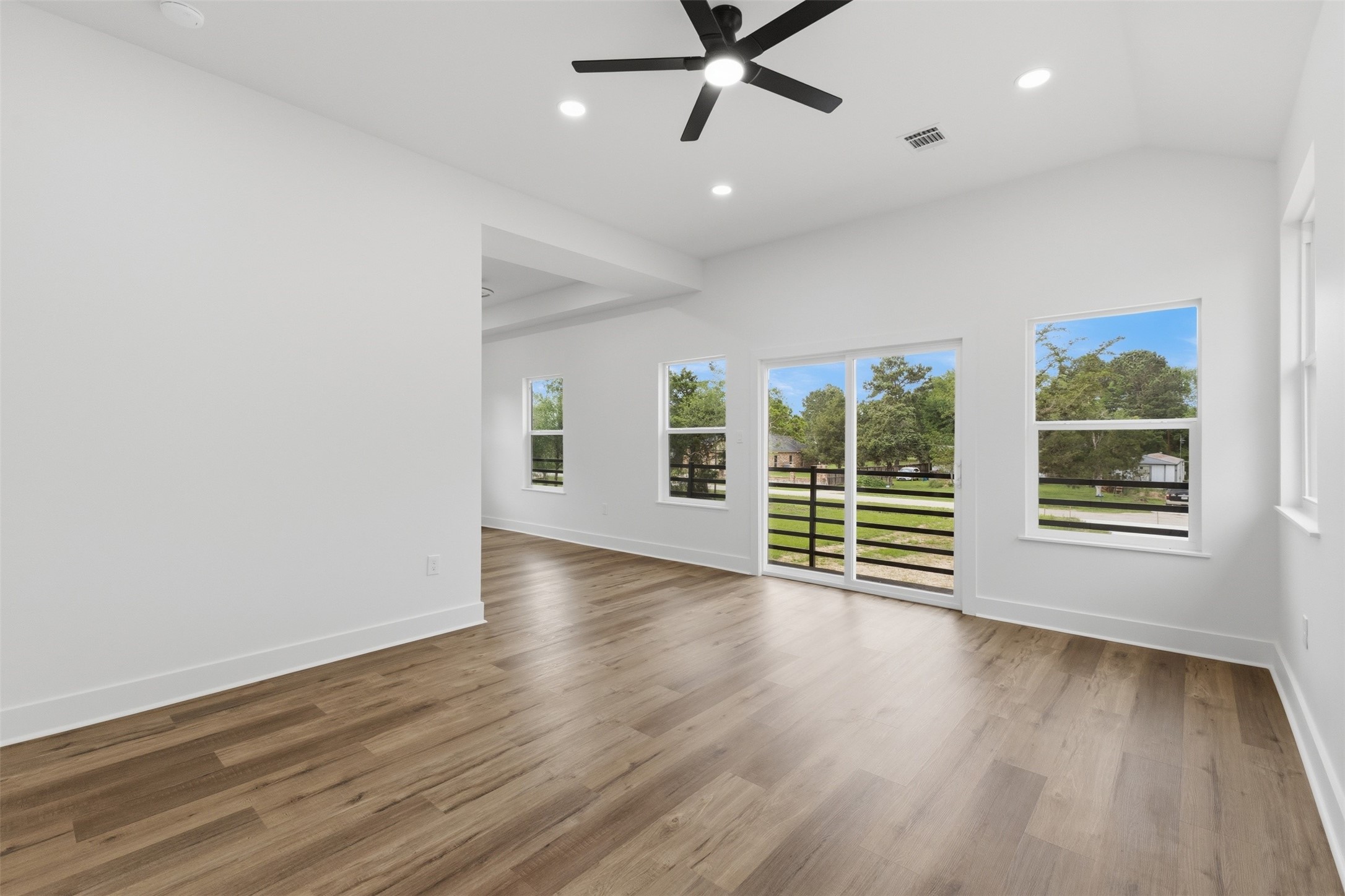 732 Azalea Street Prairie View, TX 77484 - Photo 12 of 37