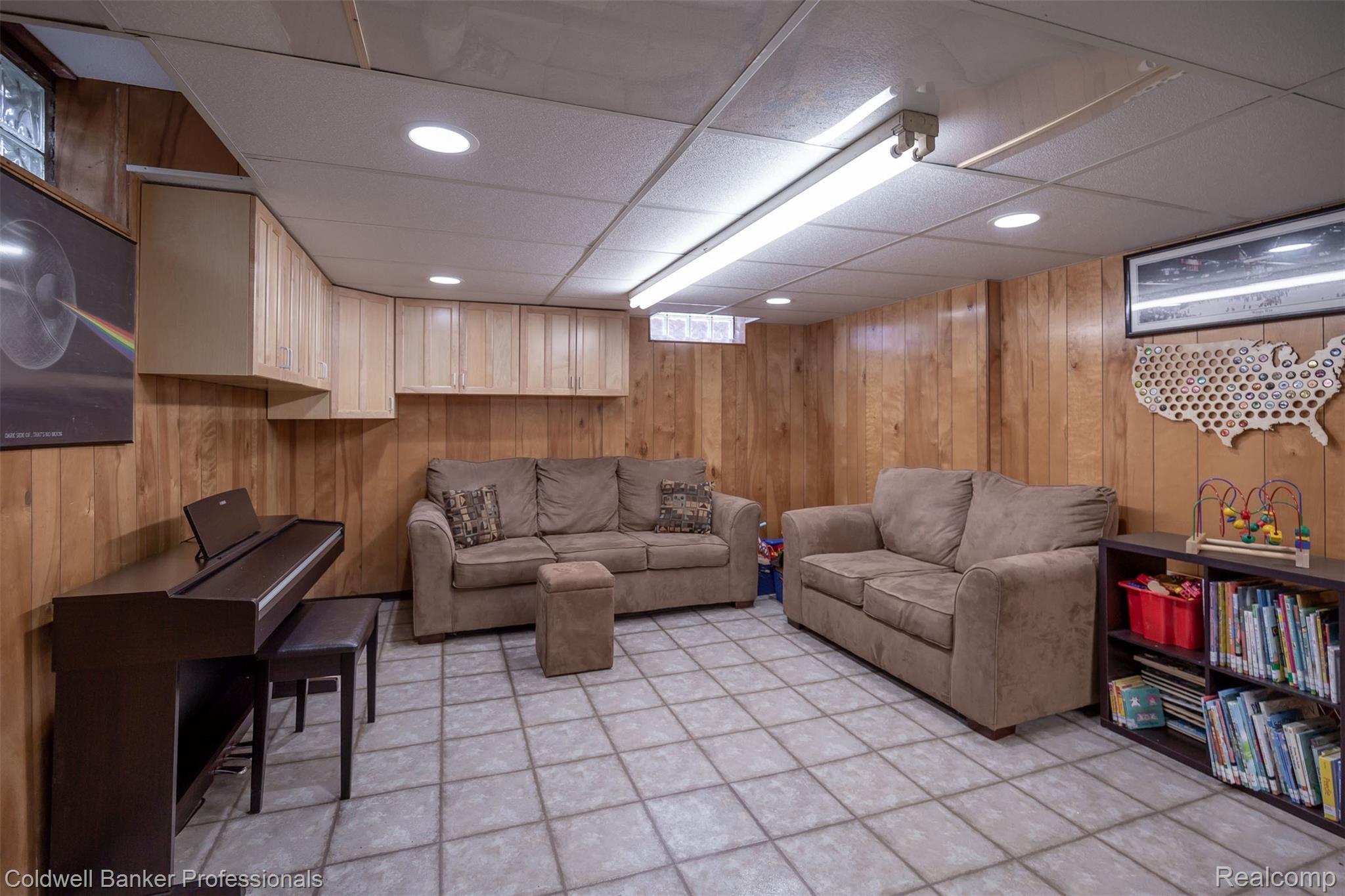 1587 Mansfield Road Birmingham, MI 48009 - Photo 34 of 43 592A1958.jpg
