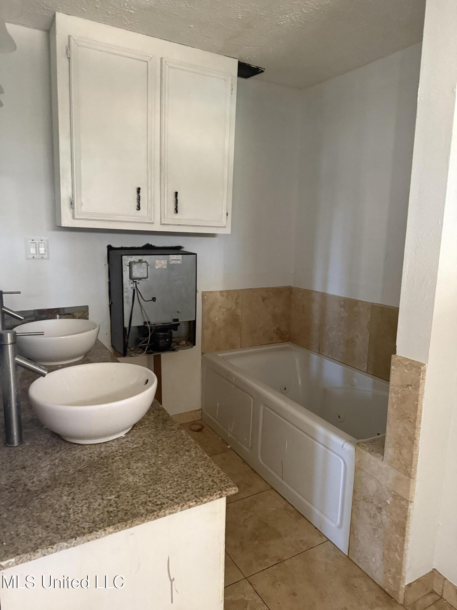 235 Daniel Lake Boulevard Jackson, MS 39212 - Photo 13 of 20 IMG_1764