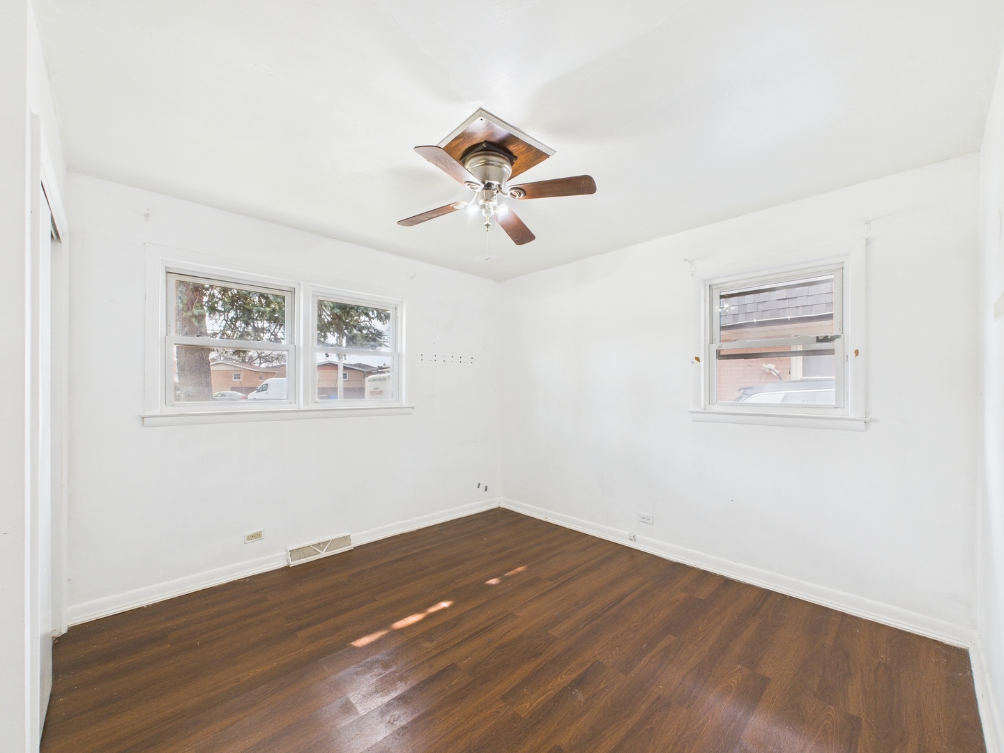 8718 Plainfield Road Lyons, IL 60534 - Photo 17 of 23