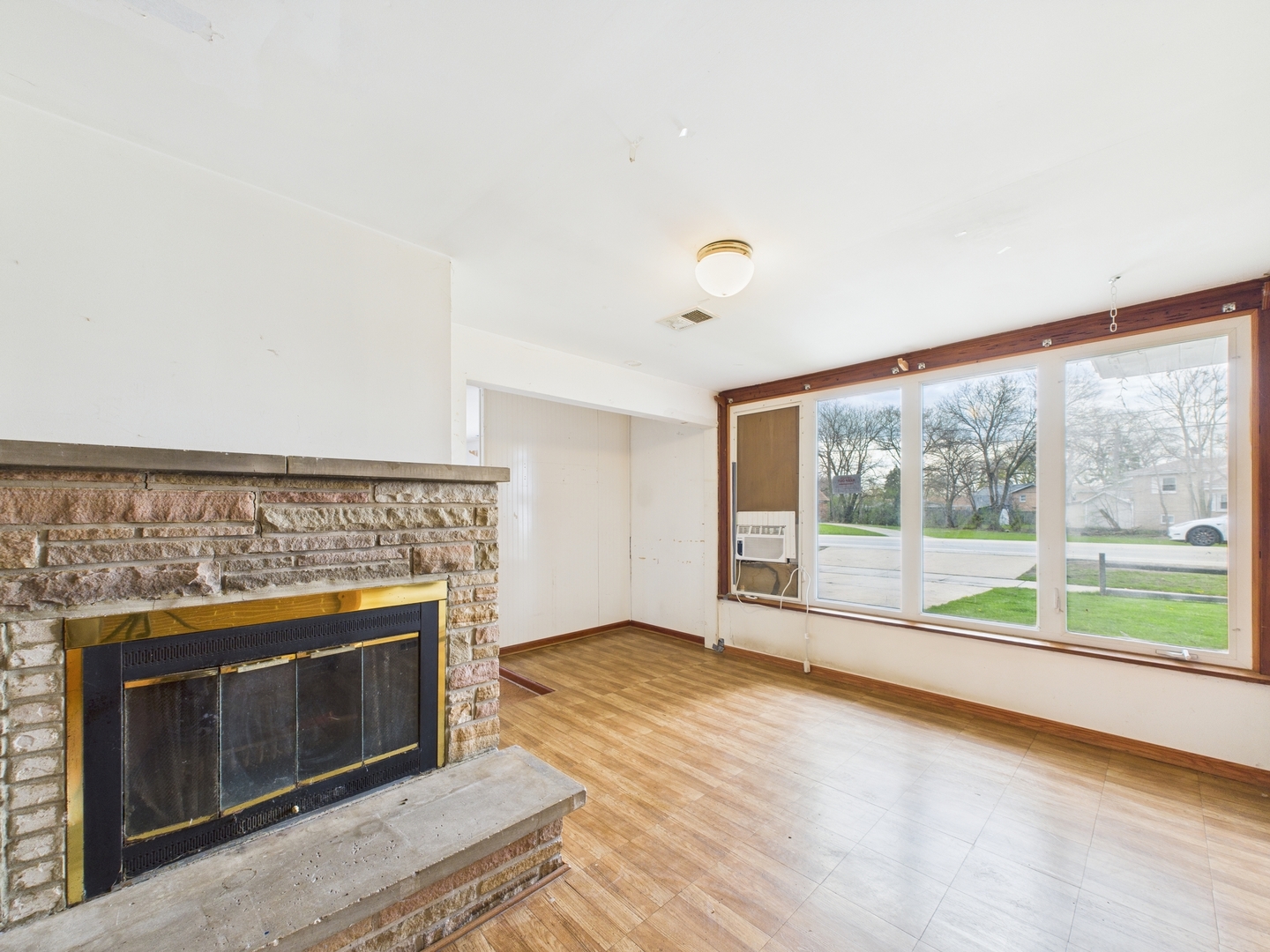 8718 Plainfield Road Lyons, IL 60534 - Photo 9 of 23