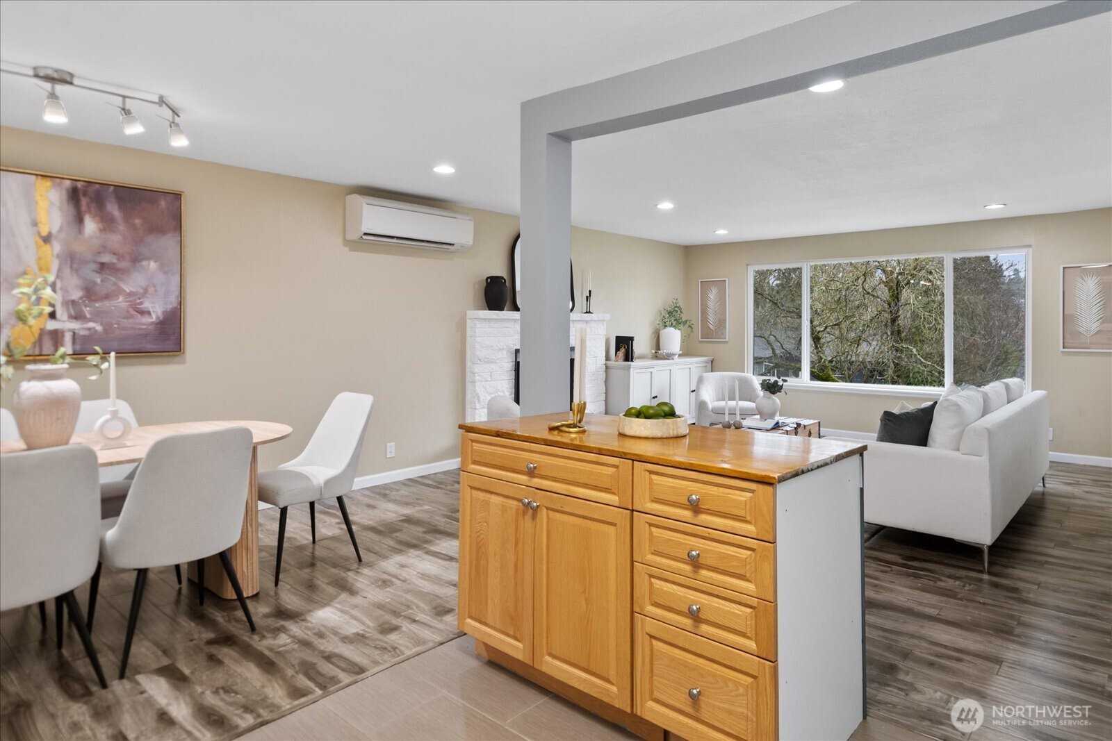 18312 73rd Avenue West Edmonds, WA 98026 - Photo 9 of 38