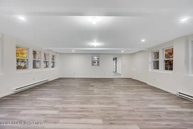 $2,800 | 752 Toll Road, Effort, PA 18330