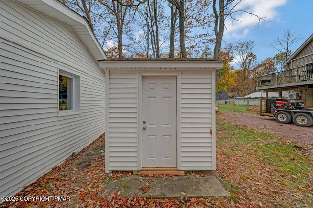 $2,800 | 752 Toll Road, Effort, PA 18330