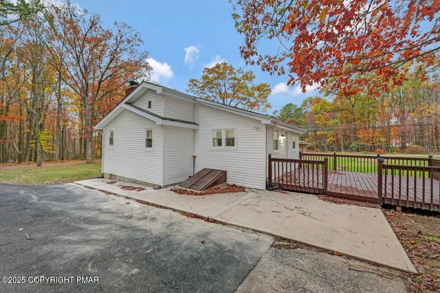 $2,800 | 752 Toll Road, Effort, PA 18330