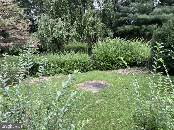 1299 Hillside Drive Lancaster, PA 17603 - Photo 12 of 14