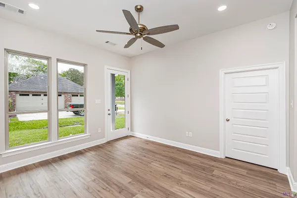 $289,900 | 135 Tiger Drive, St. Gabriel, LA 70776