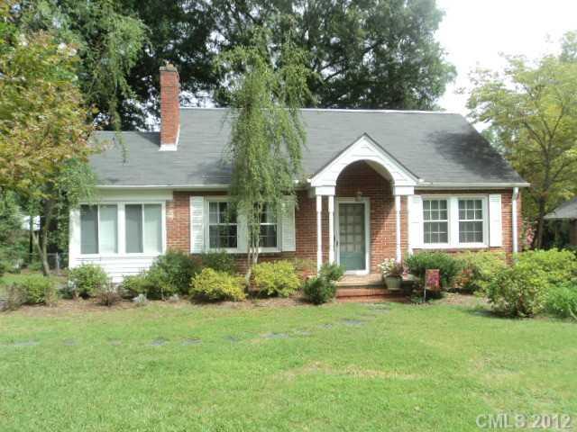 407 Griffith Road Monroe, NC 28112 - Photo 1 of 16 Gallery Image 1