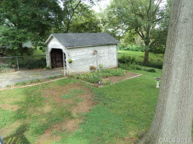 407 Griffith Road Monroe, NC 28112 - Photo 5 of 16 Gallery Image 5