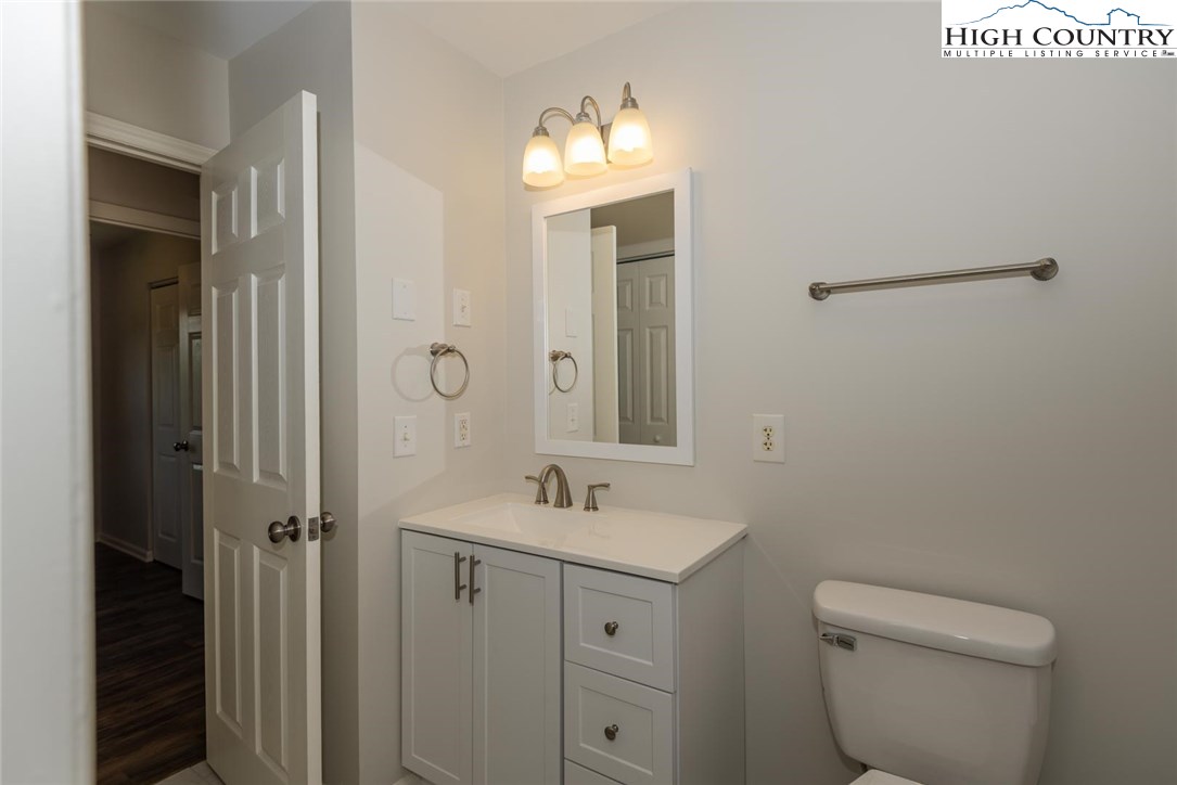606 Flat Rock Road Crumpler, NC 28617 - Photo 13 of 17 Gallery Image 13