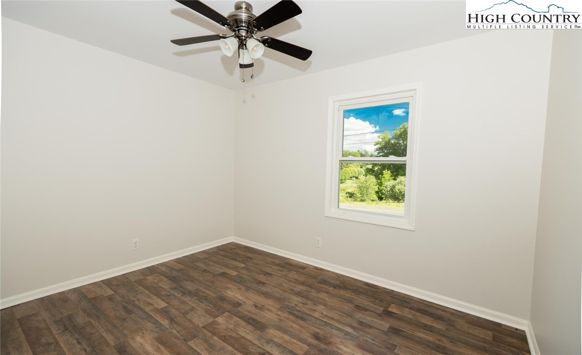 606 Flat Rock Road Crumpler, NC 28617 - Photo 14 of 17 Gallery Image 14
