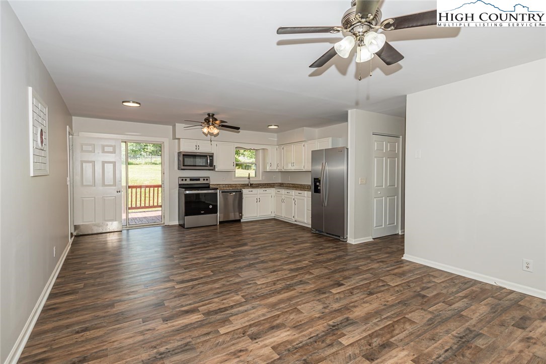 606 Flat Rock Road Crumpler, NC 28617 - Photo 6 of 17 Gallery Image 6