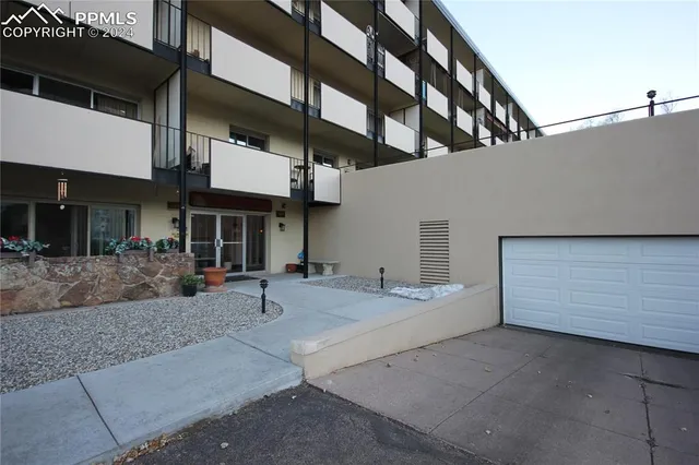 $138,900 | 777 Saturn Drive, Unit 402, Colorado Springs, CO 80905