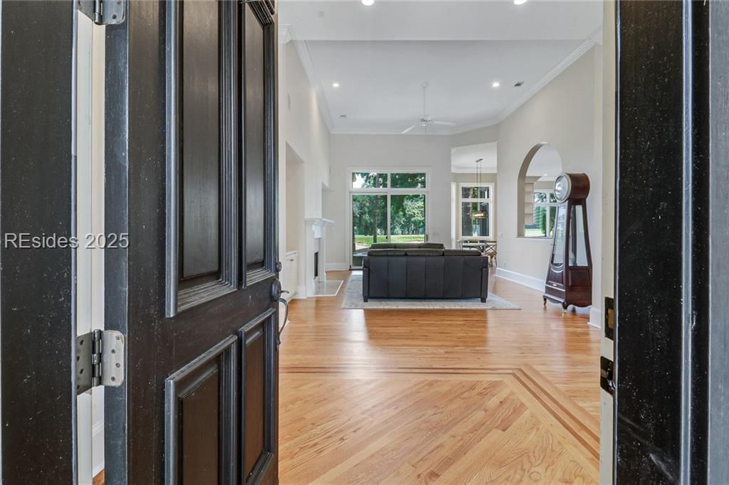 45 Manchester Court Bluffton, SC 29910 - Photo 4 of 71