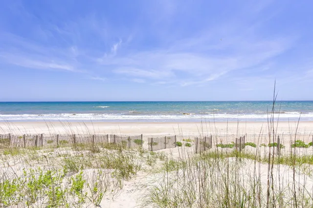 $2,550,000 | 125 Roosevelt Drive, Pine Knoll Shores, NC 28512